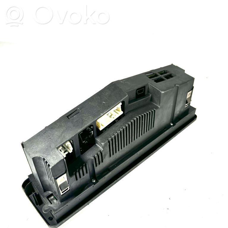 Блок управления кондиционером/климат-контролем/отоплением салона (в салоне)