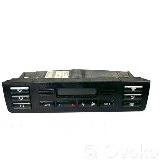 Air conditioning / climate control / interior heating control unit (in the passenger compartment)