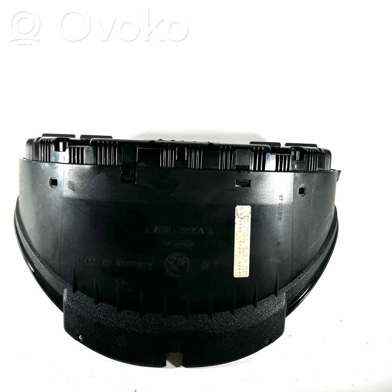 Spidometrs (instrumentu panelī)