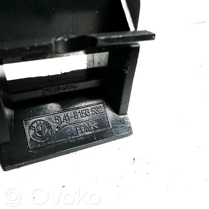 Cita veida salona detaļa