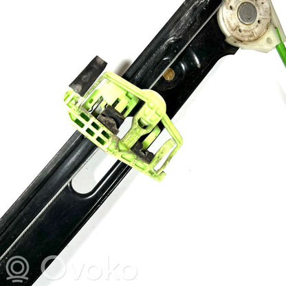 Priekšpusē elektriskā loga pacelšanas mehānisma komplekts