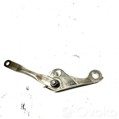 Держатель глушителя