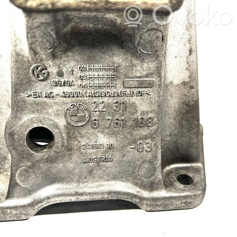 Pārnesumkārbas stiprinājuma kronšteins