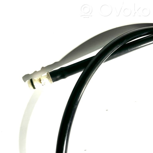 Lukturu mazgāšanas šķidruma trubiņa (-as)