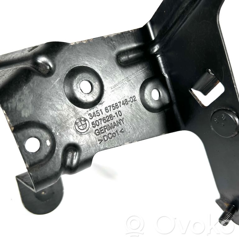 ABS bloka turētājs