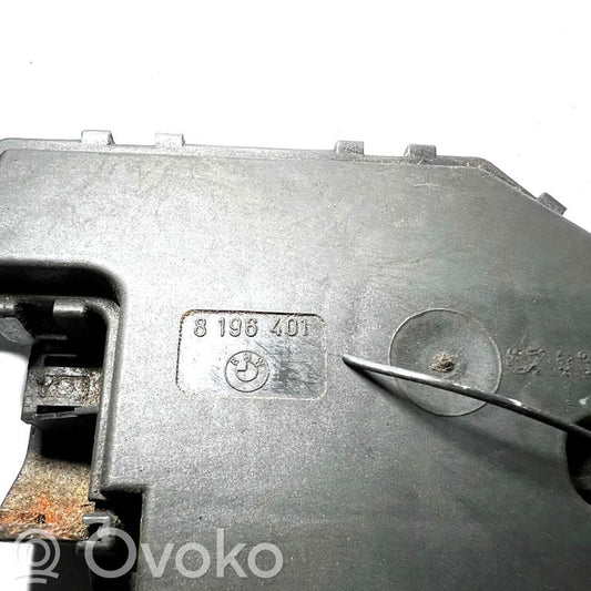 Замок задней крышки