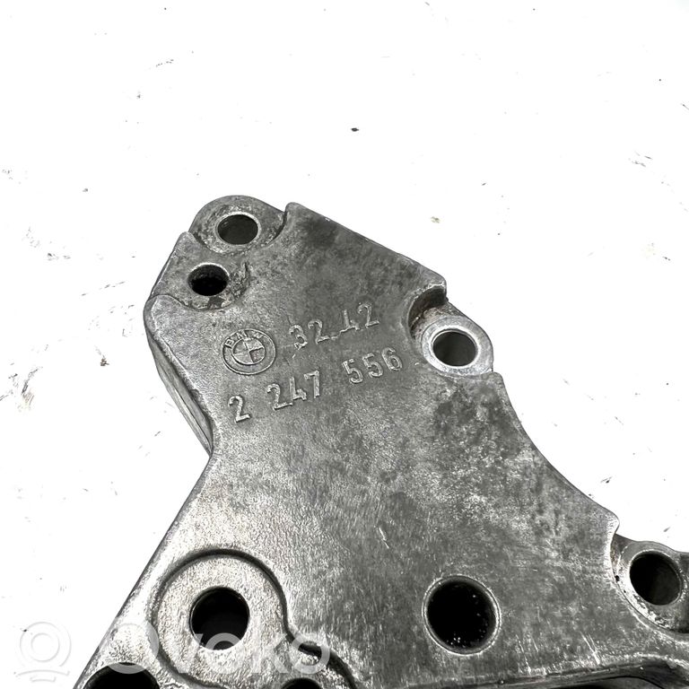 Stūres pastiprinātāja sūkņa stiprinājums