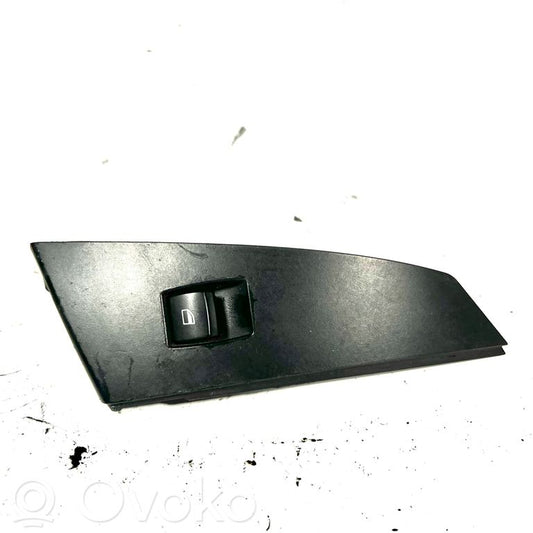 Elektrisko logu slēdzis