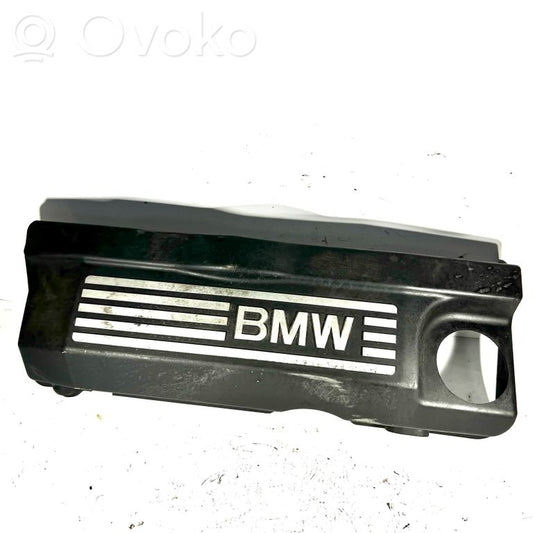 Крышка двигателя (декоративная отделка)