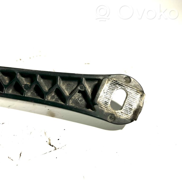 Priekšējā loga tīrītāja kājiņa