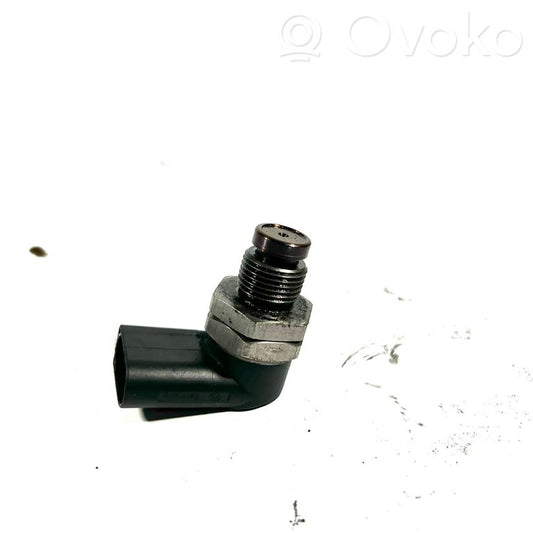 Манометр давления топлива