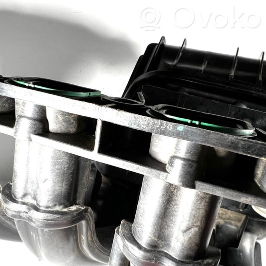 Впускной коллектор