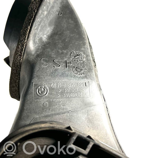 Salona gaisa mezgla plastmasas korpuss