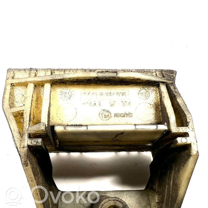 Radiator panel holder (TV)