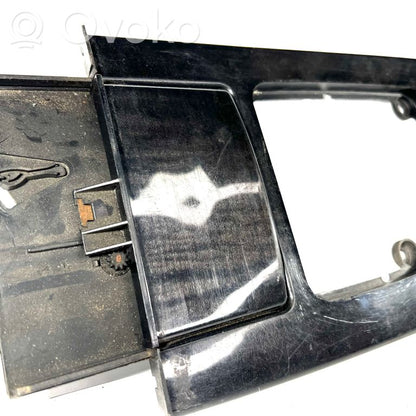 Cita veida vidus konsoles (tuneļa) elementi