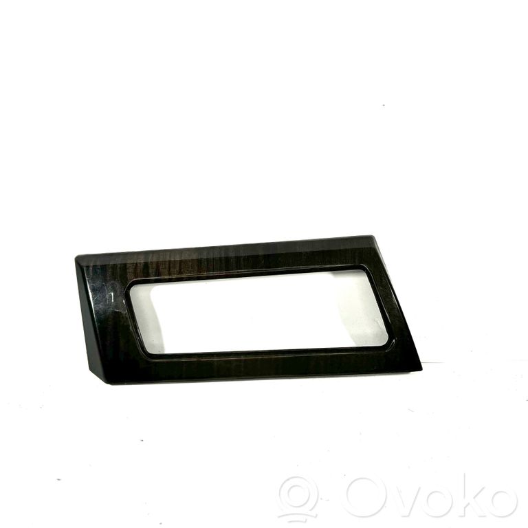 Отделка панели