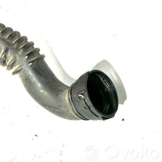 Шланг(и)/труба(ы) интеркулера