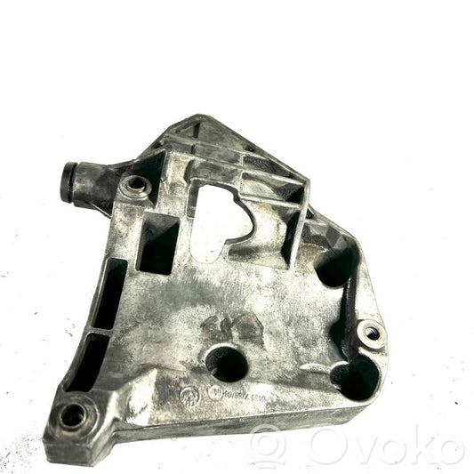 Air conditioning compressor mount