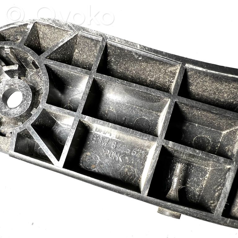 Ручка открывания капота двигателя