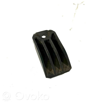 Держатель панели радиатора (телевизор)