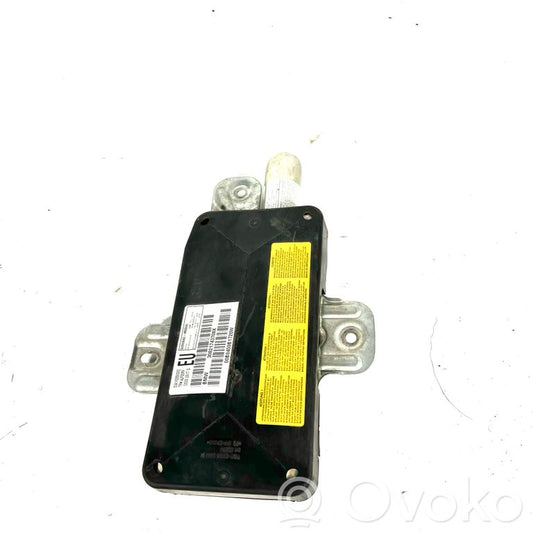 Priekšējo durvju drošības spilvens