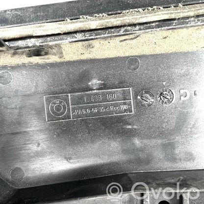 Другая часть двигателя