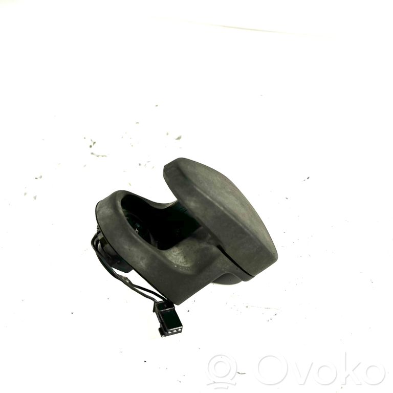 Rear window rear window opening handle