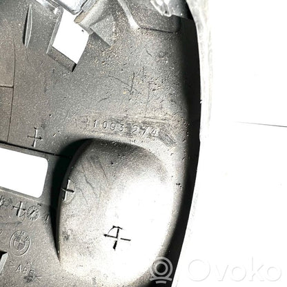 Stūres ass dekoratīvā apdare