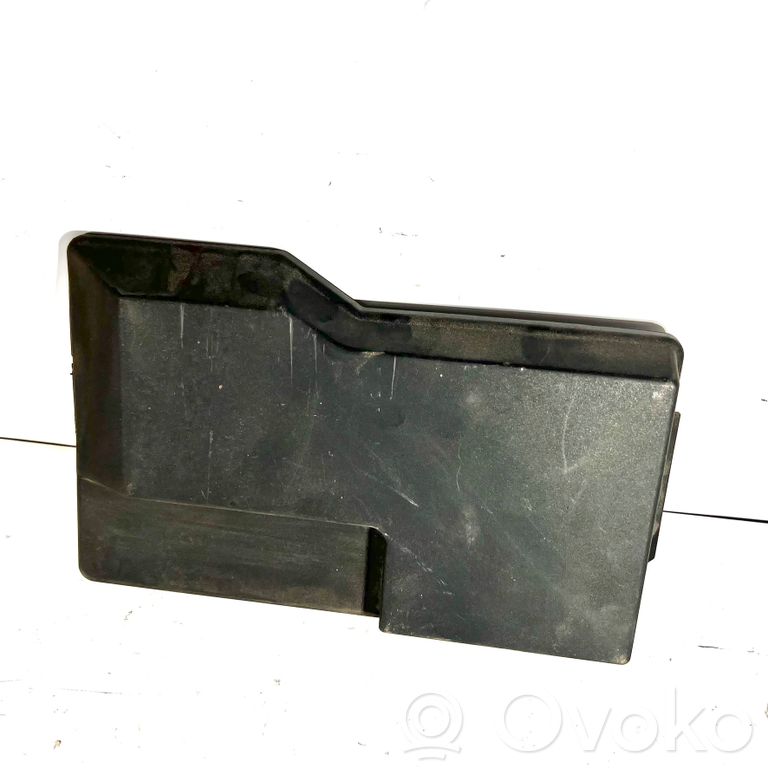 Drošinātāju Kastes vāciņš