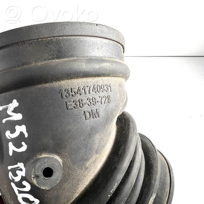 Air intake duct details