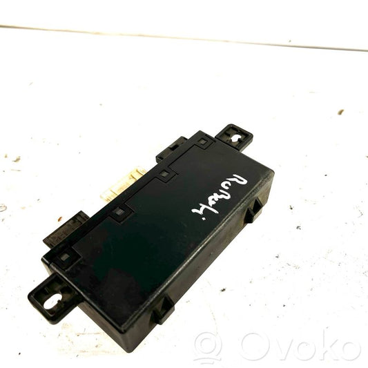 Durvju vadības bloks