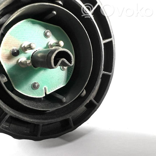 Крышка блока предохранителей