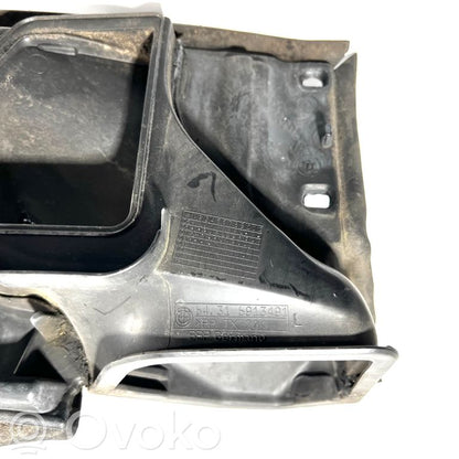 Salona gaisa mezgla plastmasas korpuss