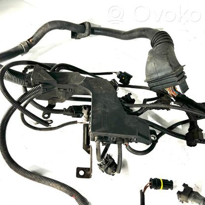 Dzinēja vadu instalācija