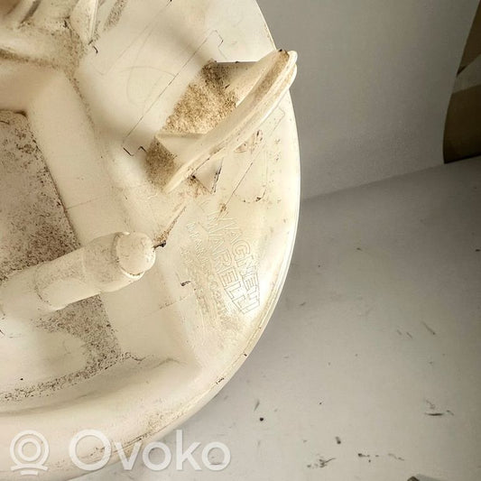 Fuel pump (in the fuel tank)