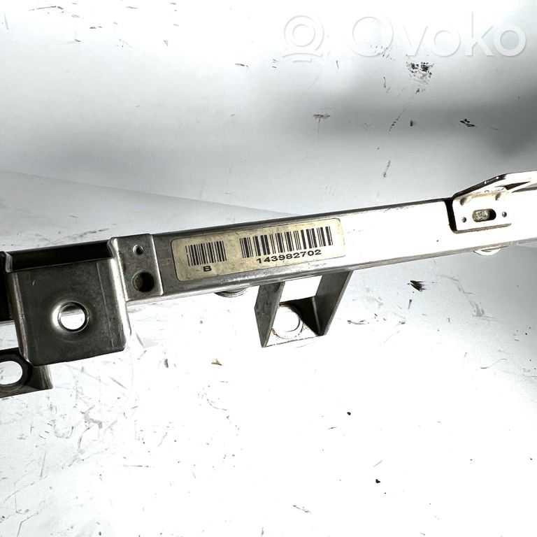 Degvielas maģistrālā caurule