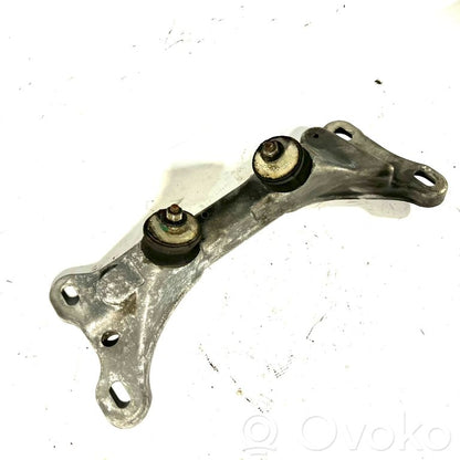 Pārnesumkārbas stiprinājuma kronšteins