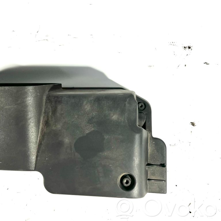 Air filter box cover