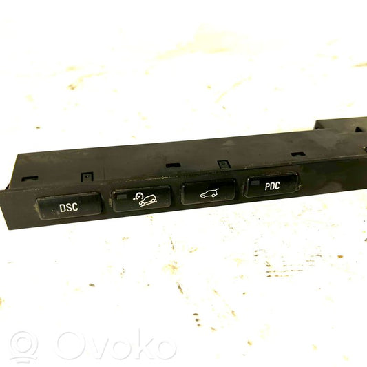 Parkošanas (PDC) sensoru slēdzis