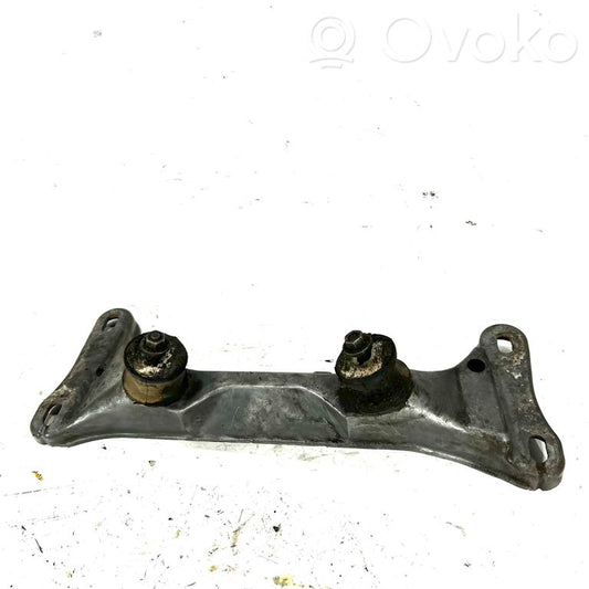 Кронштейн крепления трансмиссии