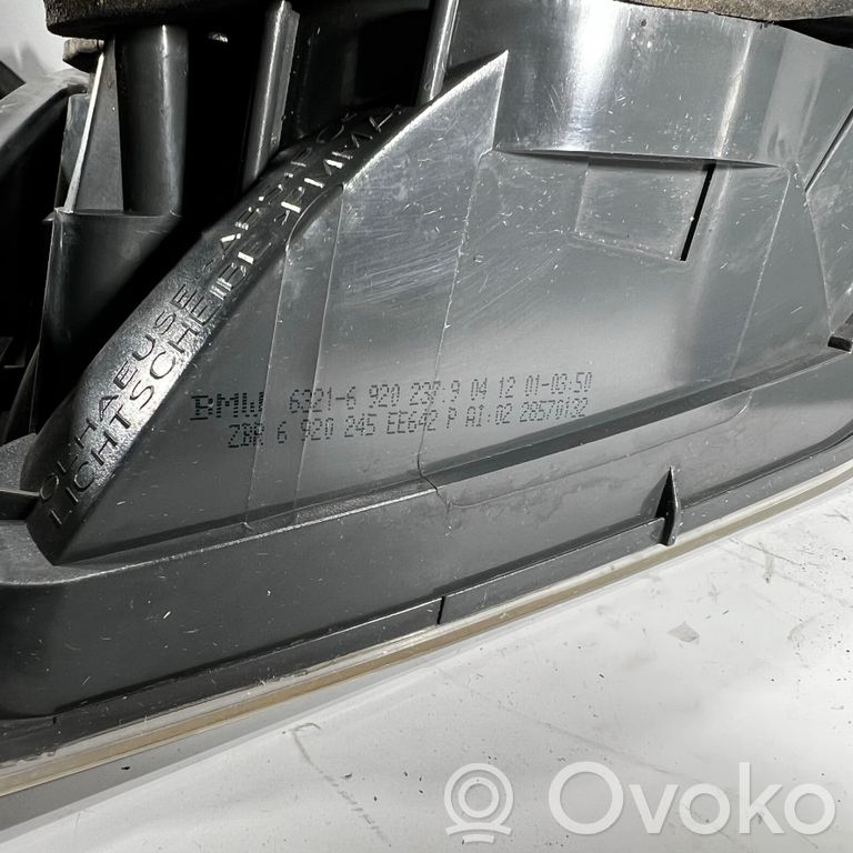 Aizmugurējo lukturu komplekts