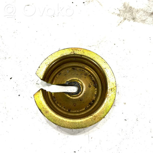 Rezerves riteņa skrūve