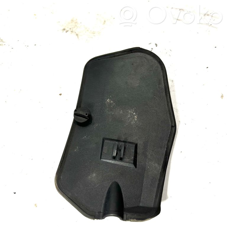 Другой тип декоративной отделки багажника