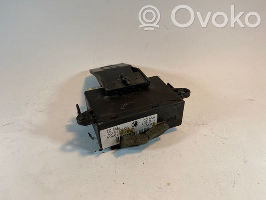 Sānu spoguļa vadības modulis