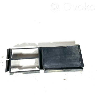 Decorative bumper trim at the front