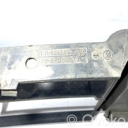 Priekšpusē dekoratīva bampera uzlikas