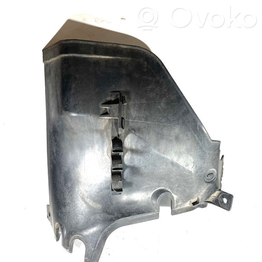 Cita veida dzinēja nodalījuma detaļa