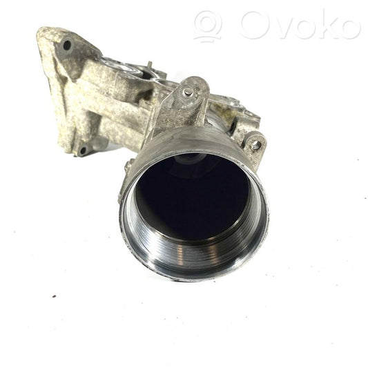 Eļļas filtra turētājs / dzesētājs