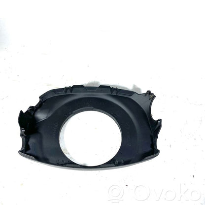 Stūres ass dekoratīvā apdare