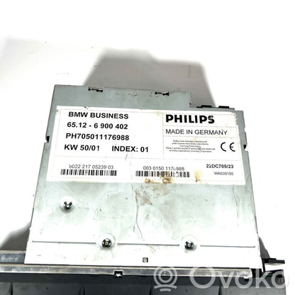 Radio / CD/DVD atskaņotājs / navigācija